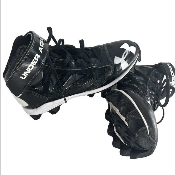 Under Armour Men's 12 UA Hammer
Mid RM Sneaker Cleats - Picture 3 of 4